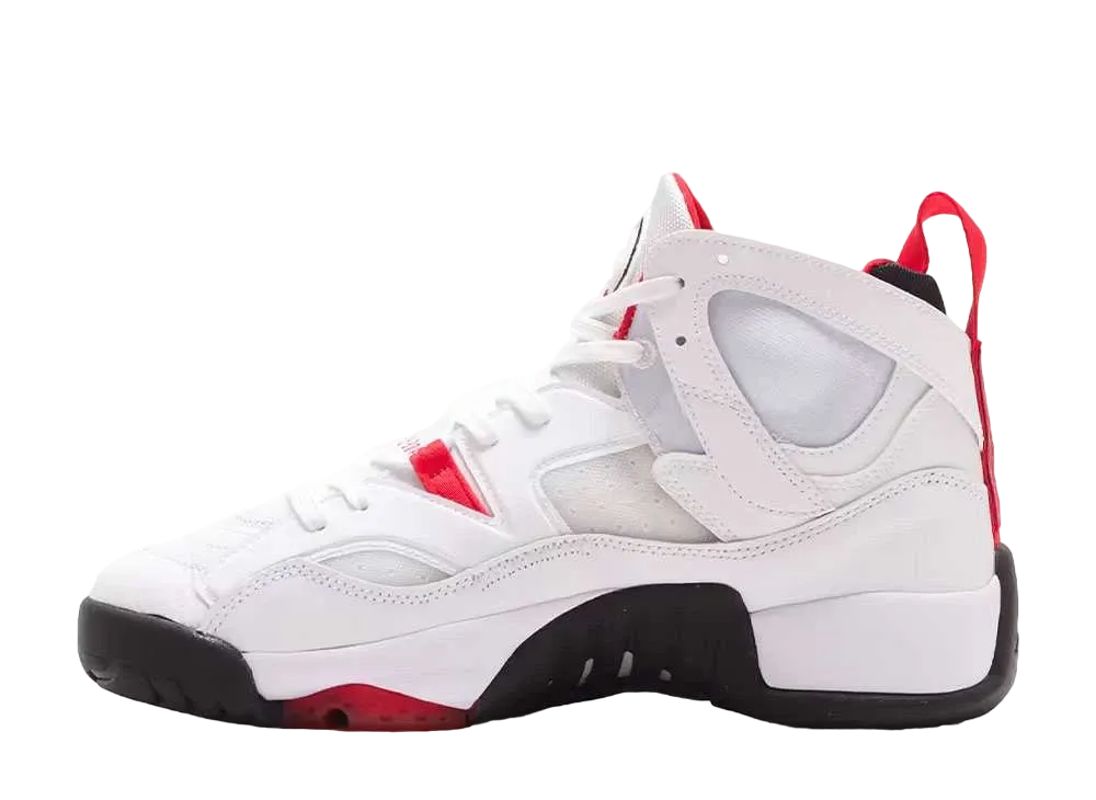 ナイキ ジャンプマン ツー トレイ "ホワイト/ユニバーシティレッド/ブラック"