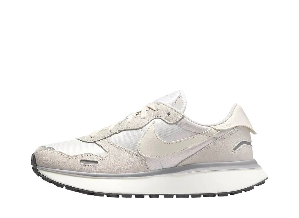 ナイキ ウィメンズ フェニックス ワッフル "プラチナムティント/サミットホワイト/セイル/ペールアイボリー"
