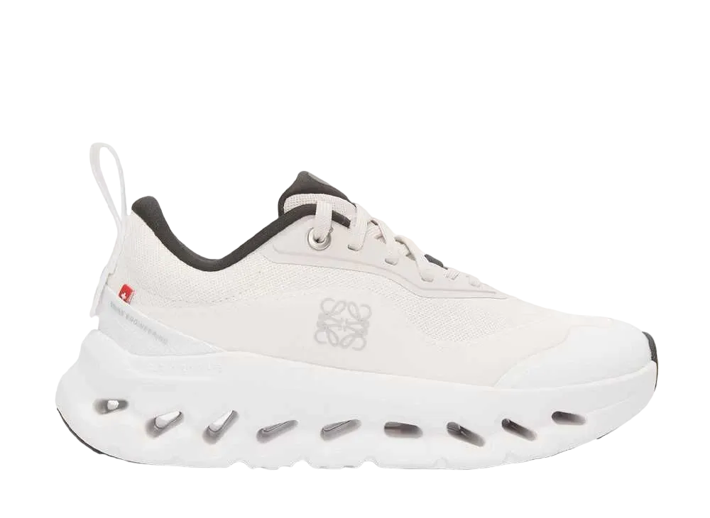 LOEWE × On Cloudtilt 2.0 "Sand/White"