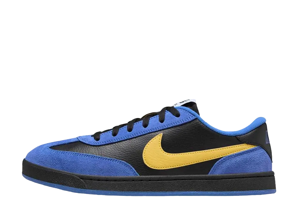 ナイキ SB FC クラシック "ロイヤルブルー/バーシティメイズ"