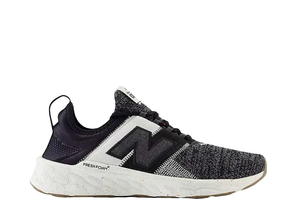 ニューバランス ウィメンズ フレッシュフォーム X クルス アーティザン V3 "ブラック/シーソルト/ファントム"