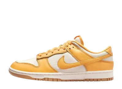 ナイキ ダンク ロー レトロ PRM "ユニバーシティゴールド/ココナッツミルク"