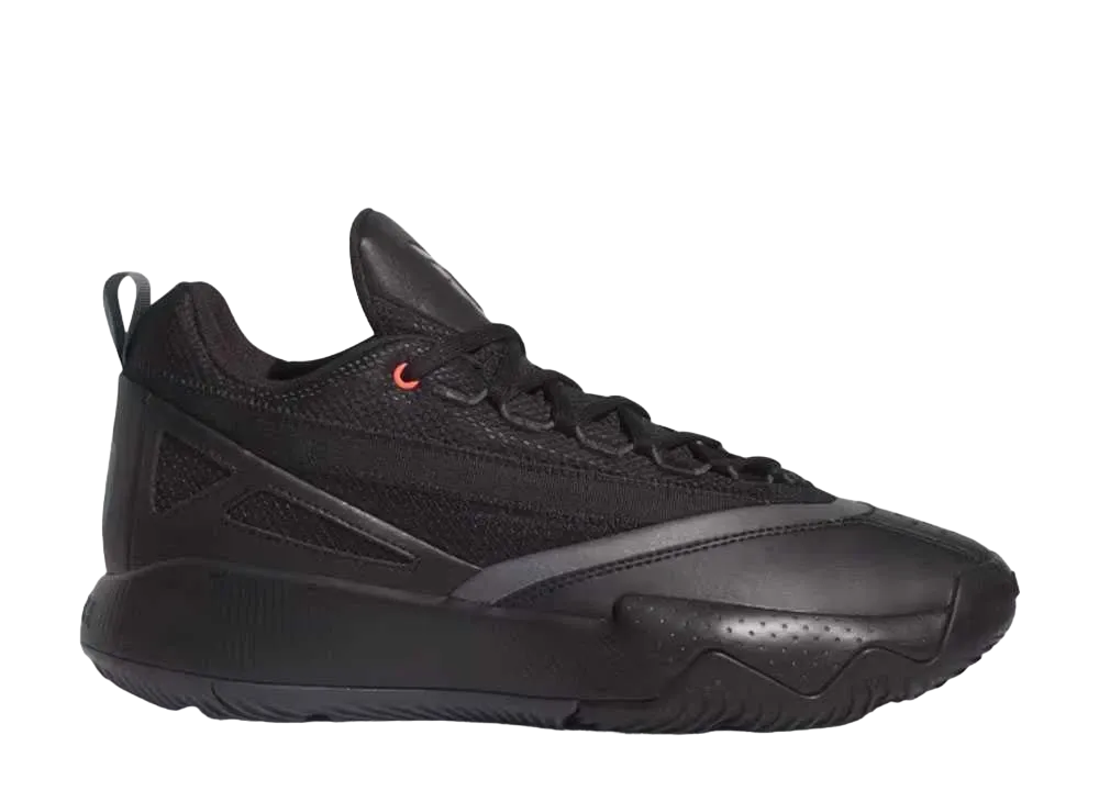 アディダス デイム サーティファイド 2.0 バスケットボール "コアブラック/グレーシックス"