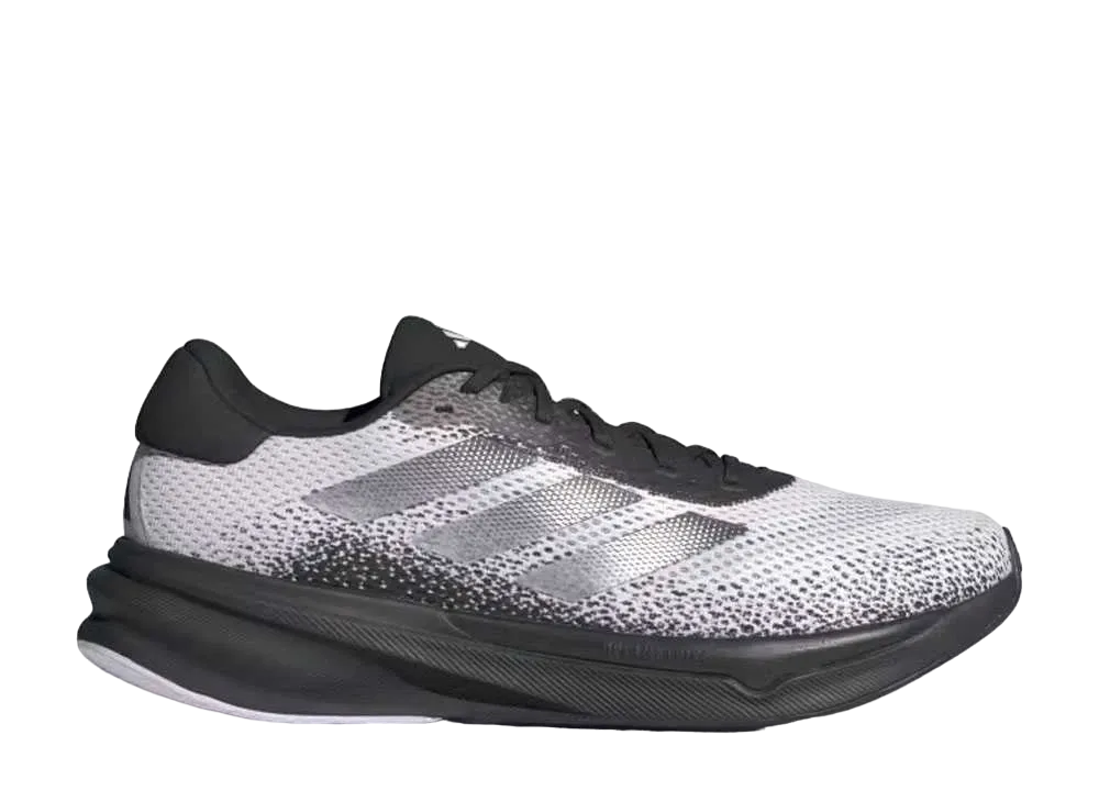 アディダス スーパーノヴァ ストライド "コアブラック/クラウドホワイト"