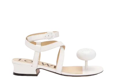 LOEWE Women's Calle Pebble sandal in Lambskin "Almost Optic"