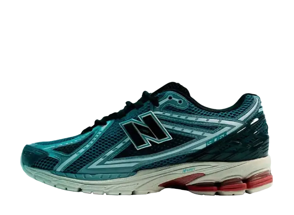 フットパトロール × ニューバランス 1906R "Xレイ"