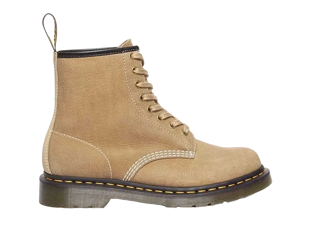 Dr.Martens 1460 8-Eye Boots "Savannah Tan"