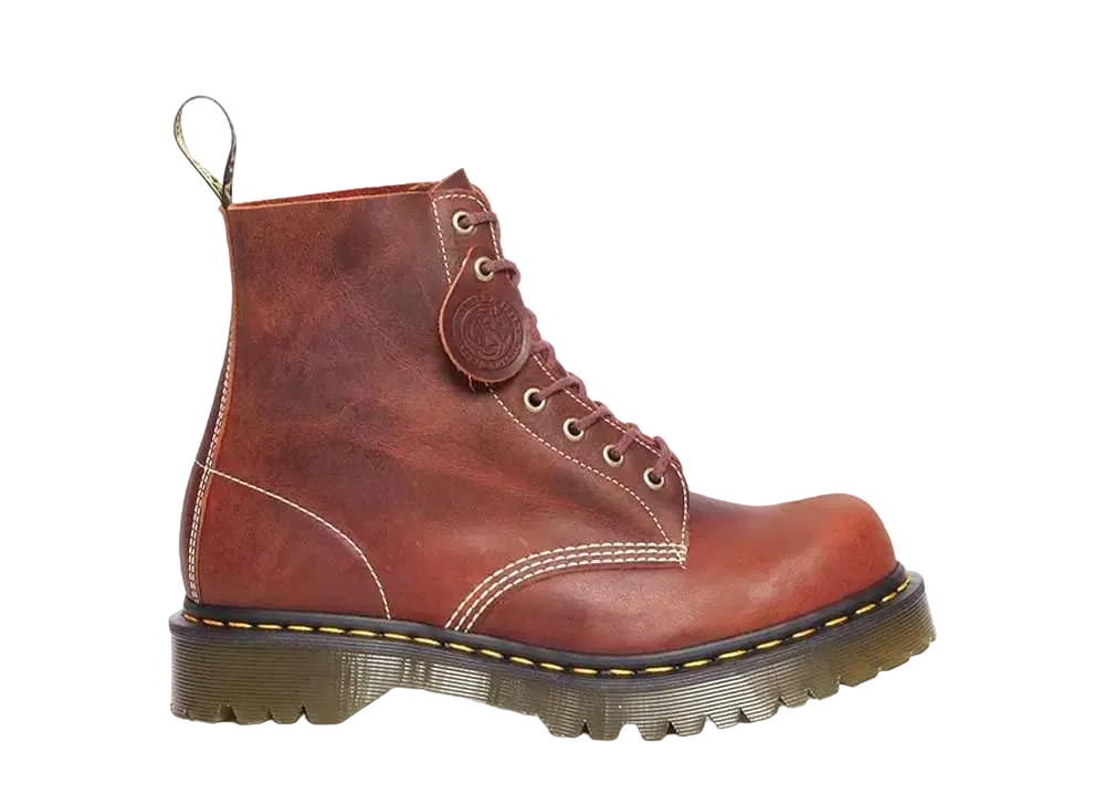 ドクターマーチン MIE 1460 パスカル 8ホール ブーツ "ヘリテージタン"