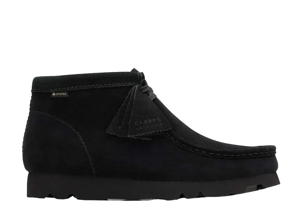 クラークス ワラビー ブーツ ゴアテックス "ブラックスウェード"