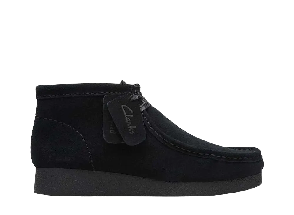 クラークス ウィメンズ ワラビー エヴォ ブーツ "ブラックスウェード"