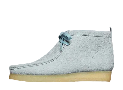 エンド × クラークス オックスフォード フラワーズ ワラビー ブーツ "ペールブルー"
