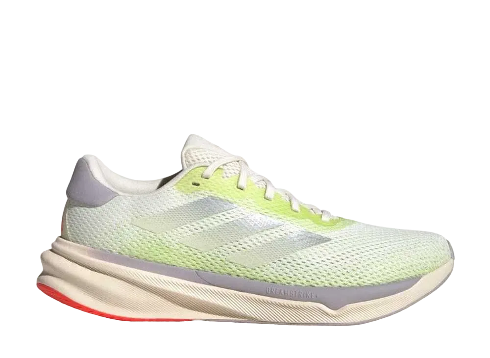 アディダス スーパーノヴァ ストライド "オフホワイト/シルバーメタリック/パルスライム"