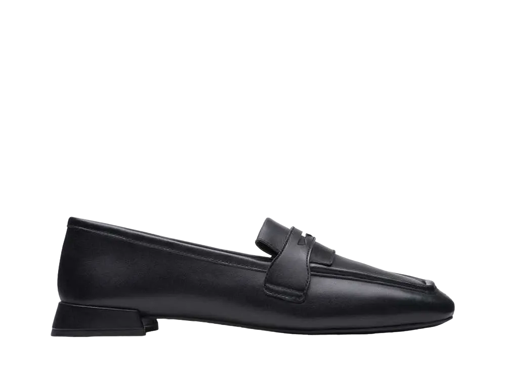 クラークス ウィメンズ ウブリー15サーフ "ブラックレザー"