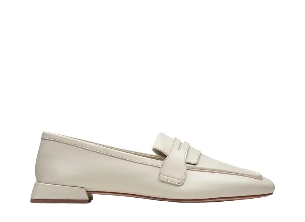 クラークス ウィメンズ ウブリー15サーフ "アイボリーレザー"