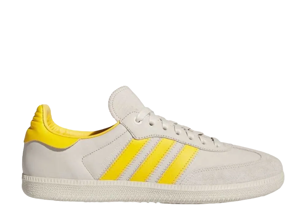 ファレル・ウィリアムス × アディダス オリジナルス ヒューマンレース サンバ "ボールドゴールド/アルミナ"