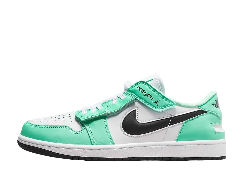 ナイキ エアジョーダン1 ロー フライイーズ "ホワイト/グリーングロー/ブラック"