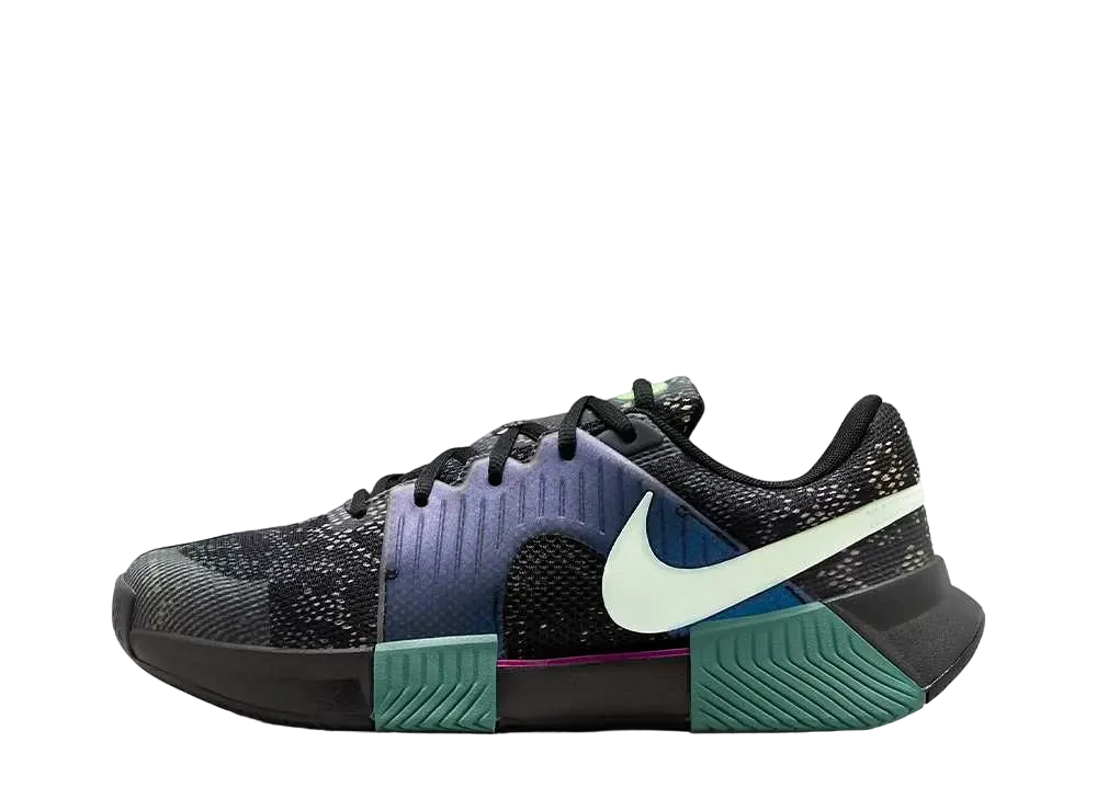 大坂なおみ × ナイキ ウィメンズ エアズーム GPチャレンジ1 "ブラック/マルチカラー/バイコースタル/ヴェイパーグリーン"