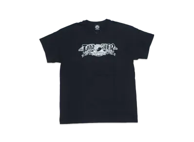 THRASHER x ANTI HERO Mag Banner Tee "Black"