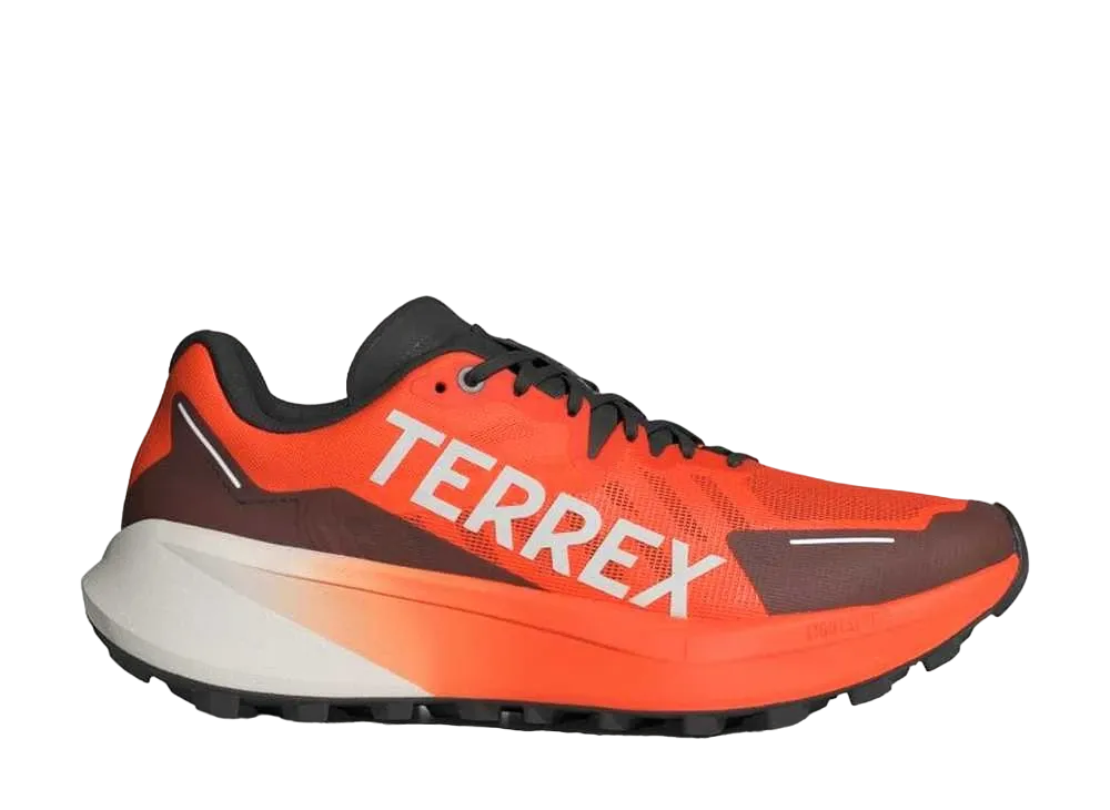 アディダス テレックス アグラヴィック3 トレイルランニング "セミインパクトオレンジ/グレー/コアブラック"