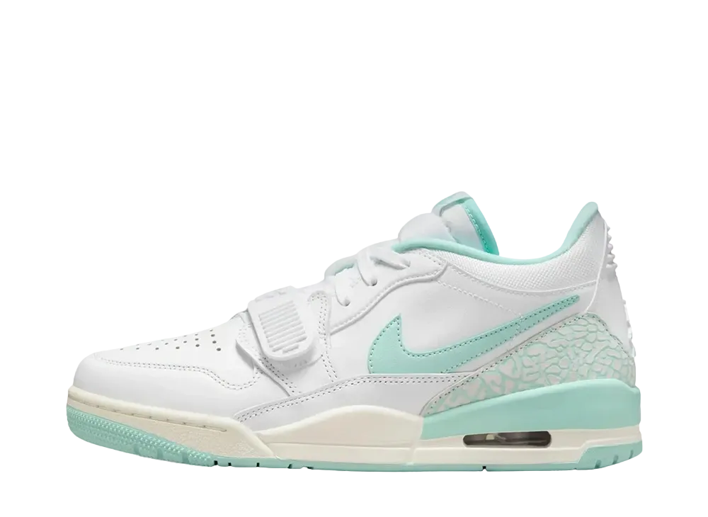 NIke Women's Jordan Legacy 312 Low "Light Dew"