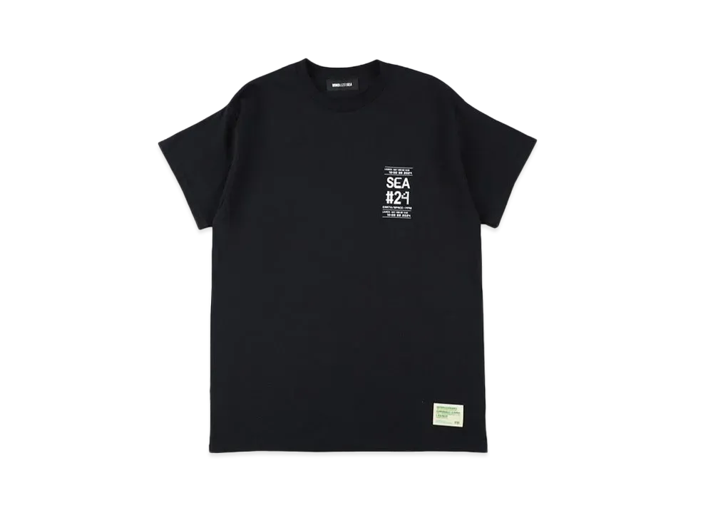 WIND AND SEA Lettering Graphic Tee "Black"