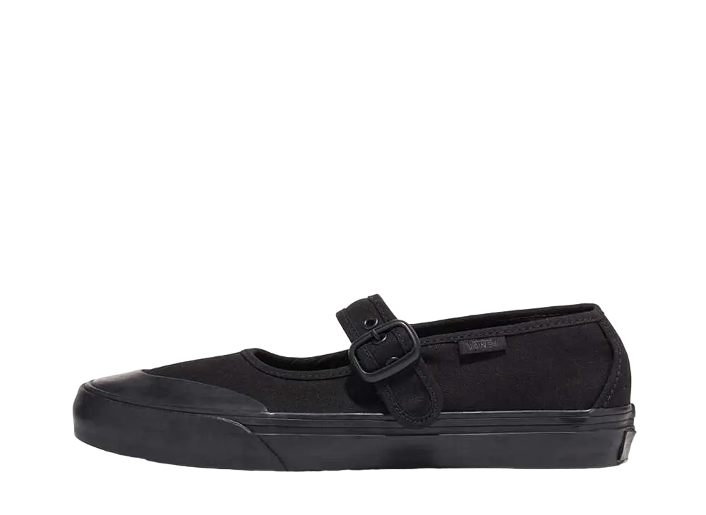 Vans Women's Mary Jane "Black"