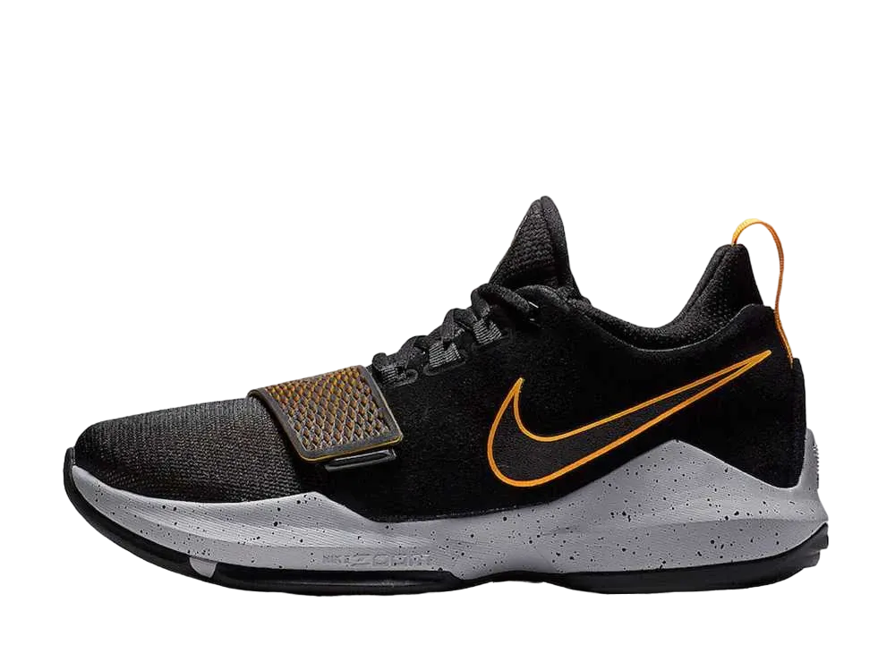 ナイキ PG1 "ブラック/ユニバーシティゴールド"