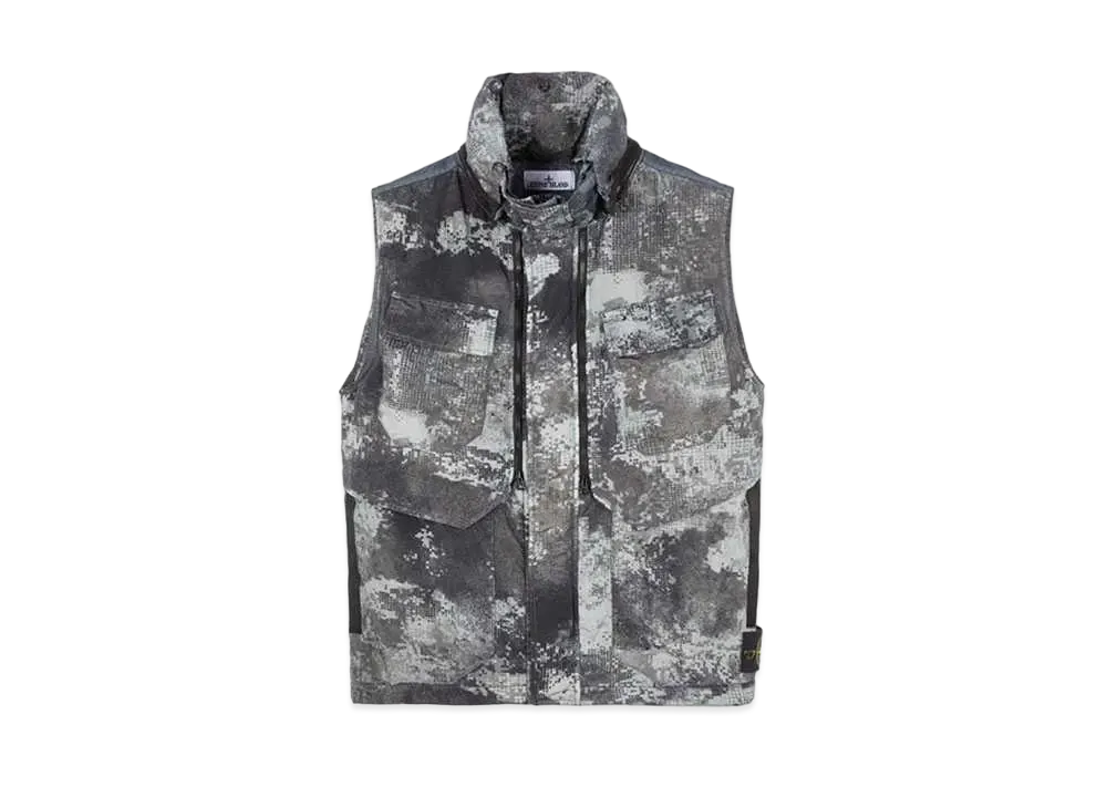 Stone Island G06E1 Dissolving Grid Camo On ECONYL Regenerated Nylon With PRIMALOFT Insulation Technology "Gray"