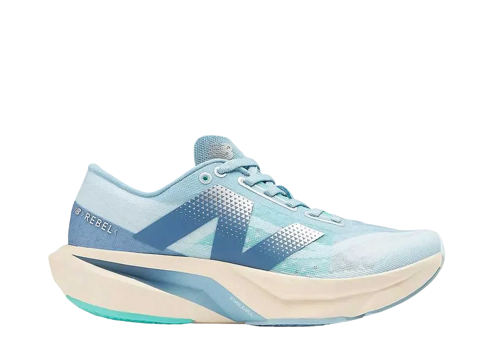 ニューバランス ウィメンズ フューエルセル レベル V4 "クアリーブルー/クロームブルー/ヘロンブルー"