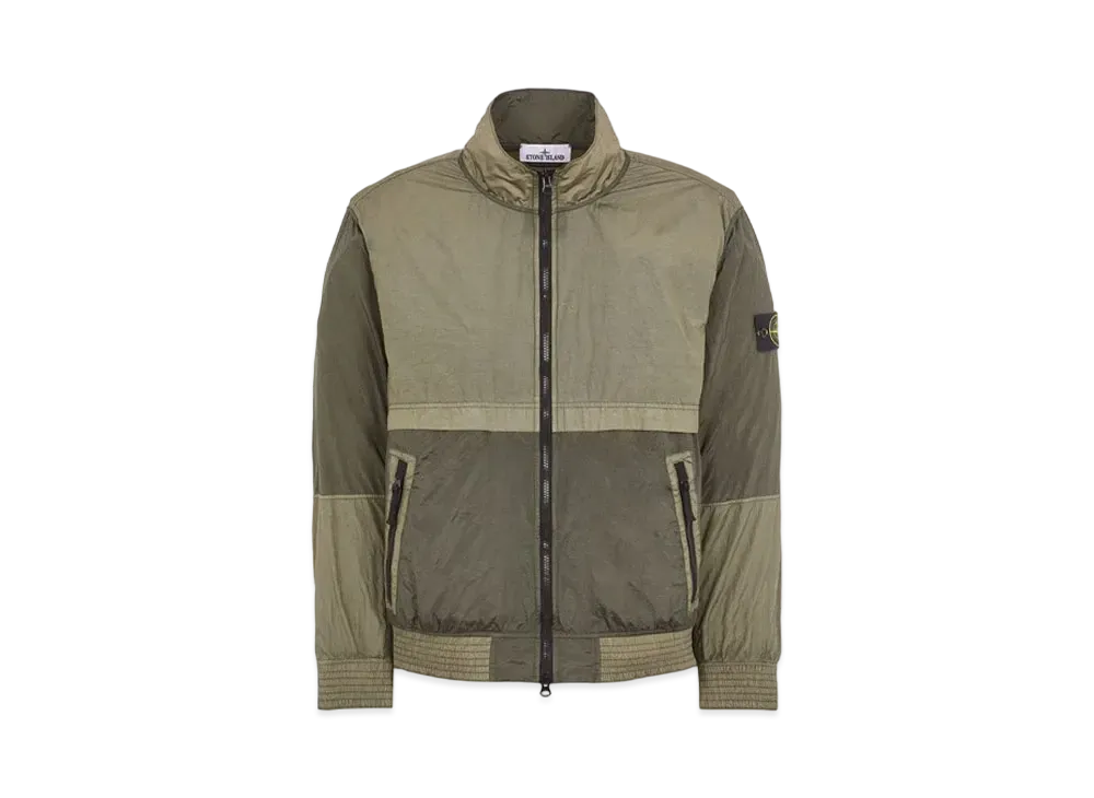 Stone Island 41920 Nylon Metal Watro-TC In ECONYL Regenerated Nylon "Musk Green"