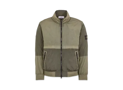 Stone Island 41920 Nylon Metal Watro-TC In ECONYL Regenerated Nylon "Musk Green"