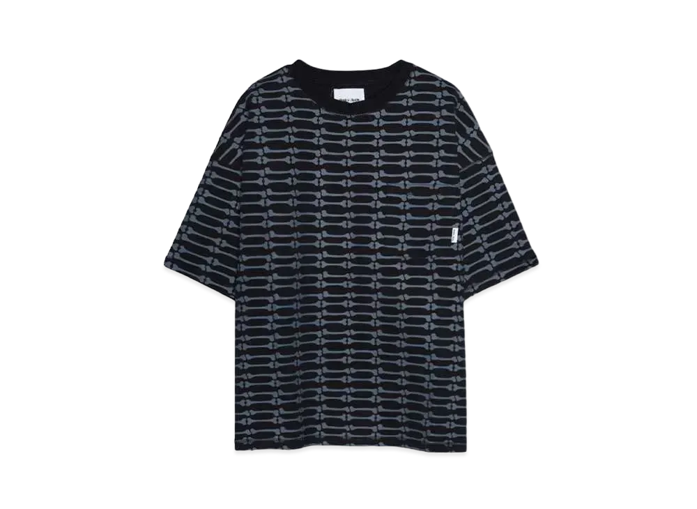 Student Apathy border tee "BLACK"