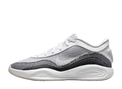 ナイキ GTハッスル アカデミー "ホワイト/ブラック/ライトボーン"