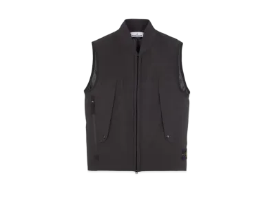 Stone Island G0121 Soft Shell-R_E.DYE Technology In Recycled Polyester With PRIMALOFT Insulation Technology "Black"