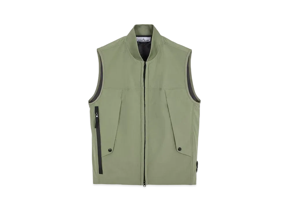 Stone Island G0121 Soft Shell-R_E.DYE Technology In Recycled Polyester With PRIMALOFT Insulation Technology "Musk Green"