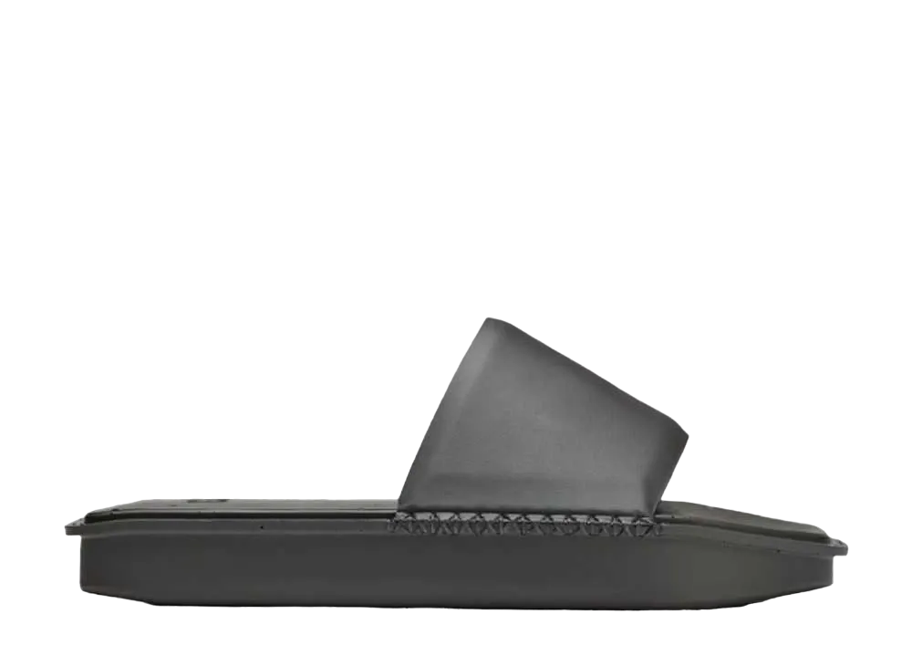 アディダス ワイスリー ウォーター スライド "シンダー"