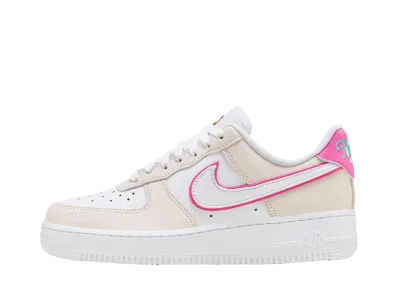 ナイキ ウィメンズ エアフォース1 ロー "ビーザワン"