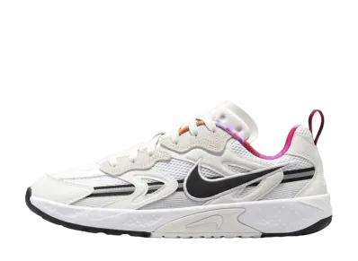 フューチュラ × ナイキ ウィメンズ ジャムトレイン エレクトリック "プラチナ ティント アンド フォトンダスト"