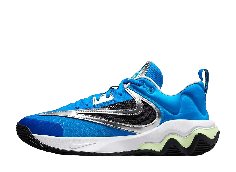 ナイキ ヤニス イモータリティ3 "フォトブルー/ベアリーボルト/ホワイト/ブラック"