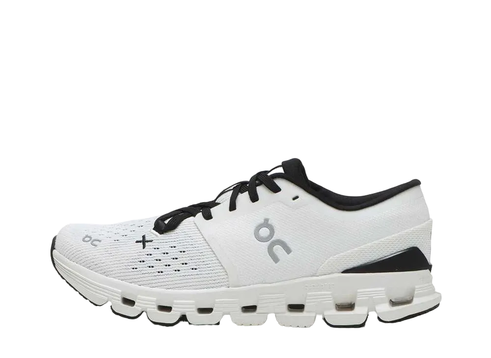 オン ウィメンズ クラウドX4 "アイボリー/ブラック"