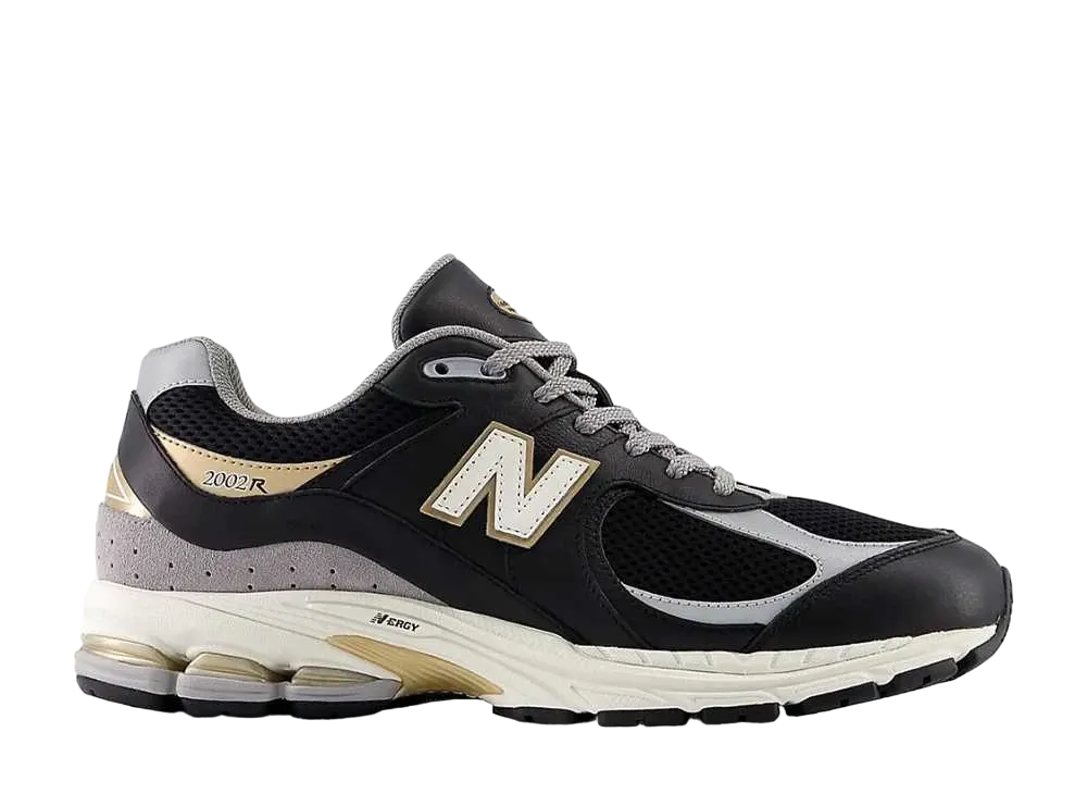New Balance 2002R "Black/Metallic Gold"