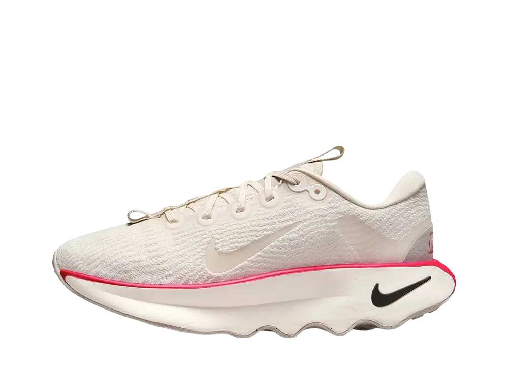 ナイキ ウィメンズ モティバ "ペールアイボリー/セイル/ライトアイアンオール/ブラック"