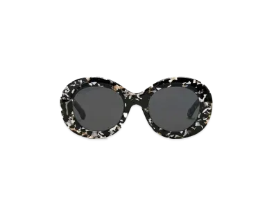 AMI PARIS Lunettes De Soleil Rondes Ami De Coeur "Black/White"