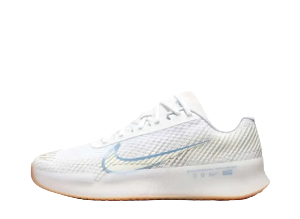 ナイキ ウィメンズ コート エアズーム ヴェイパー11 "ホワイト/セイル/ガムライトブラウン/ライトブルー"