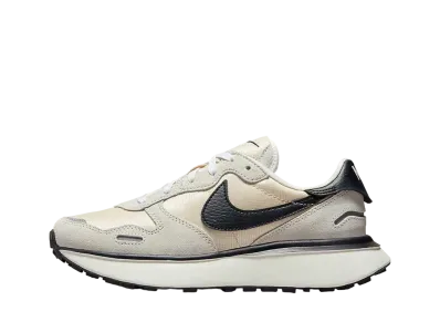 Nike Women's Waffle "Summit White/Sanddrift/Sail/Black"