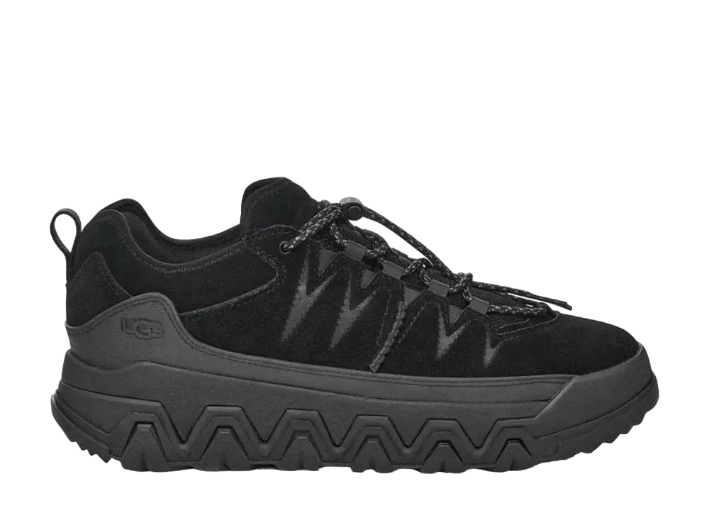 アグ キャップトレイル ロー "ブラック"