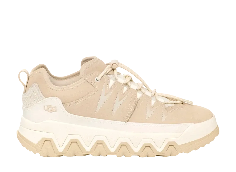 アグ キャップトレイル ロー "ライトベージュ"