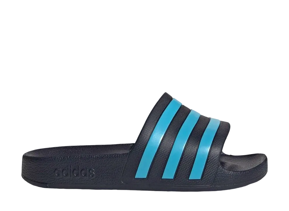 アディダス アディレッタ アクア スライド "レジェンドインク/ブライトシアン"
