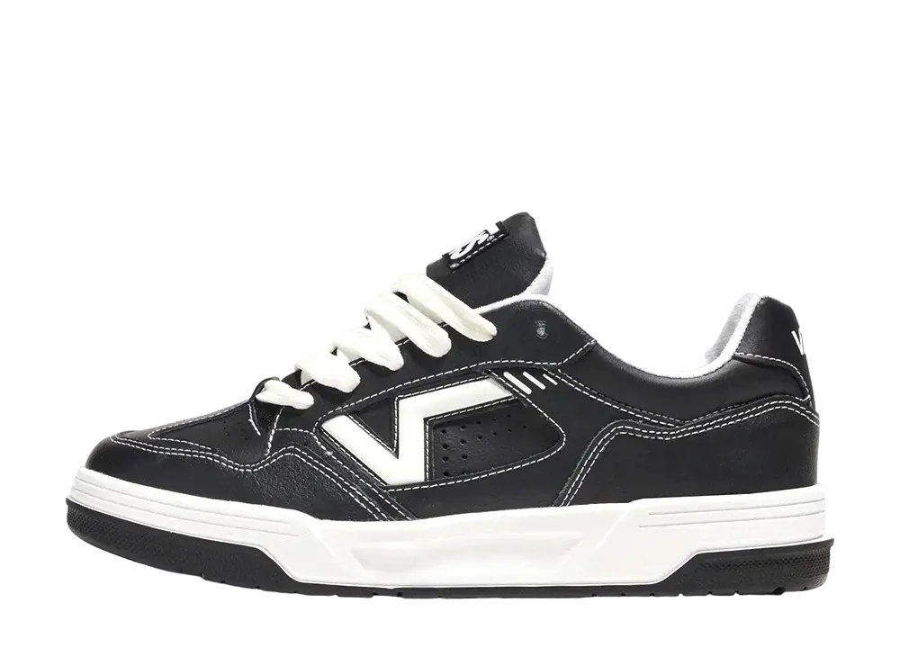 バンズ アップランド "ブラック/ホワイト"