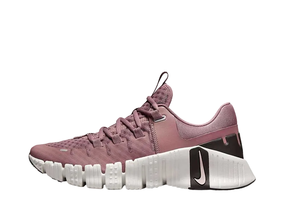Nike Women's Free Metcon 5 "Smokey Mauve/Velvet Brown /Platinum Violet"
